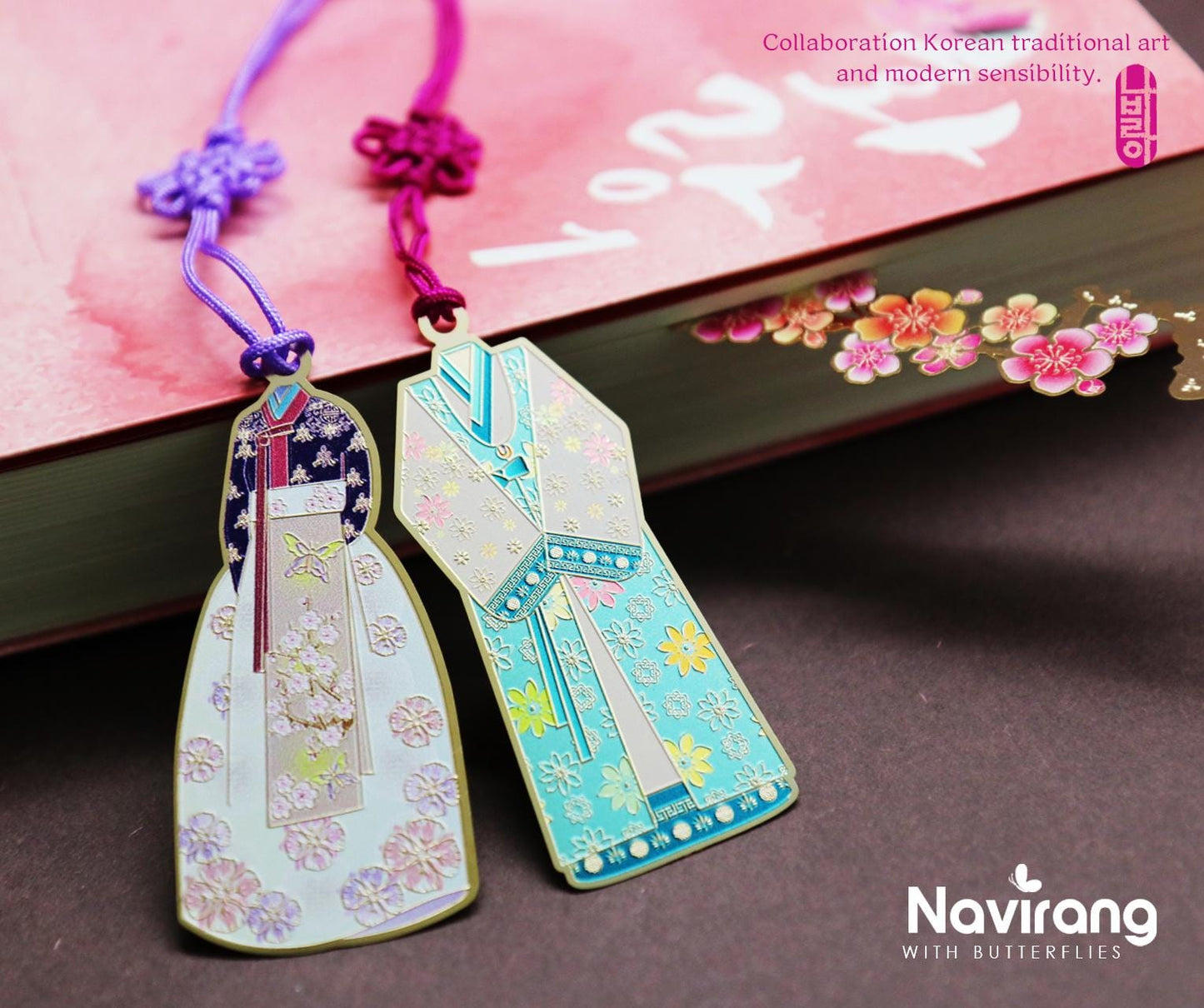 HANBOK Bookmark Set of 2 with Gift Cards & Envelopes / Korean Traditional Arts Bookmark - Premium·High Quality 24K Gold Plated,