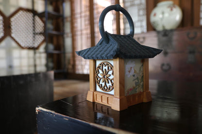 Mini Hanok Lamps with Folk - Environmentally friendly Mood Light, Wooden Night Light, Requires 3 AAA batteries