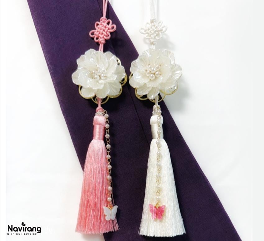 Custom Flower Pearl Norigae - Korean Handmade Traditional knot Tassel Charm | Hanbok Accessory, K-pop Norigae with Pearl, Tassel Keychain