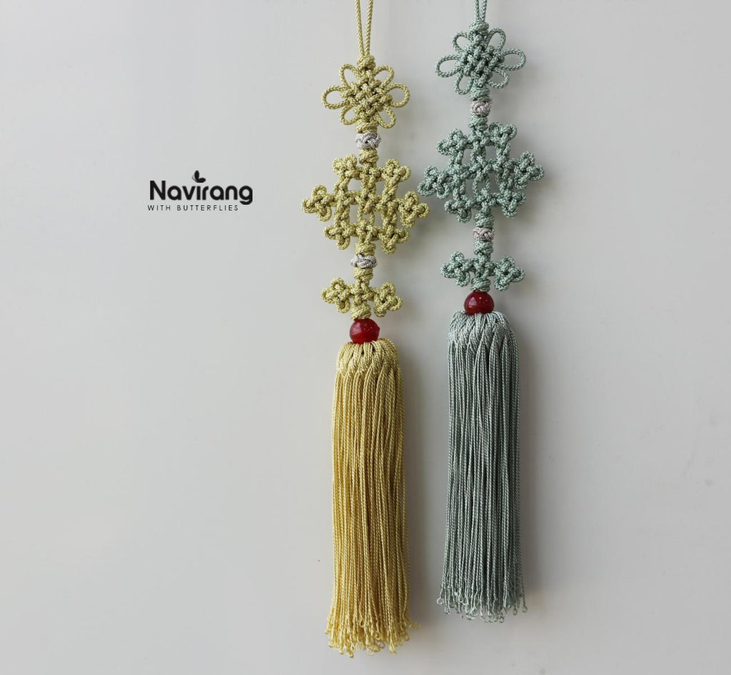 KPOP Diamond Knot Norigae - Korean Premium Handmade knot Tassel Charm | Hanbok Accessory, Tassel gift for girl, Bag charm, Tassel Keychain