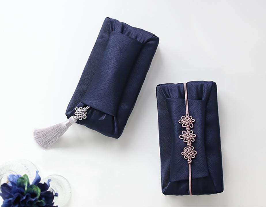 Hanbok Silk Wrapping Cloth 10 pcs Set + Flower Knot Strings for Wedding Favor Gifts