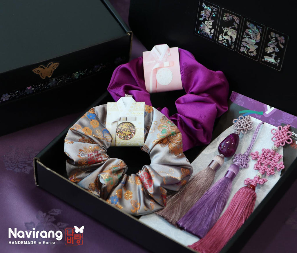 Joseon Lady’s Dressing Set – Korean Traditional Hanbok Scrunchies & Norigae Gift Box, Mother's Day