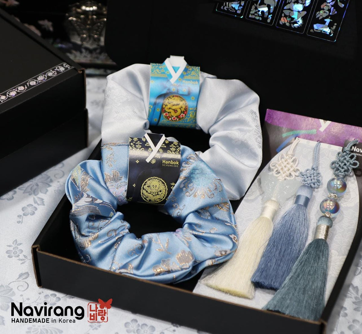 Joseon Lady’s Dressing Set – Korean Traditional Hanbok Scrunchies & Norigae Gift Box, Mother's Day
