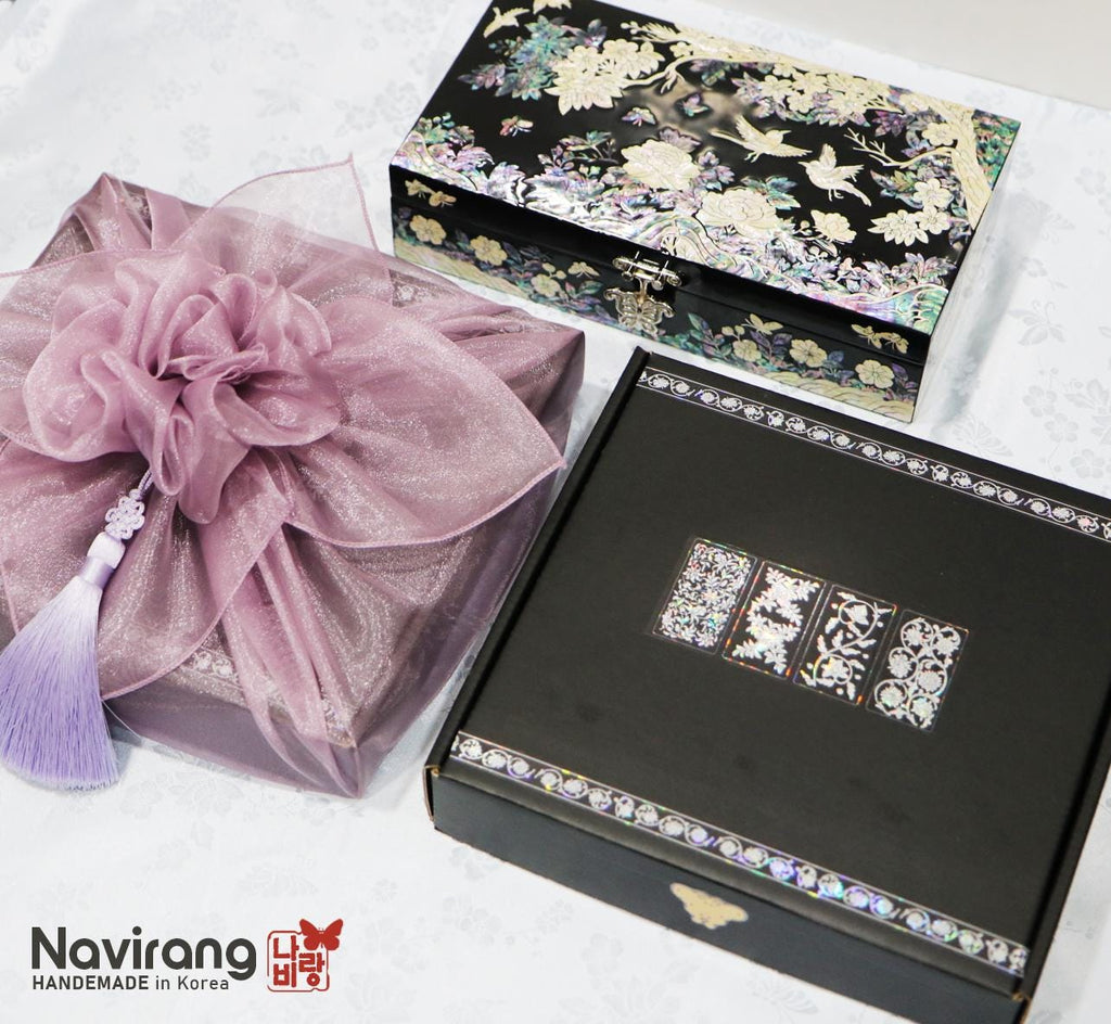 Joseon Lady’s Dressing Set – Korean Traditional Hanbok Scrunchies & Norigae Gift Box, Mother's Day